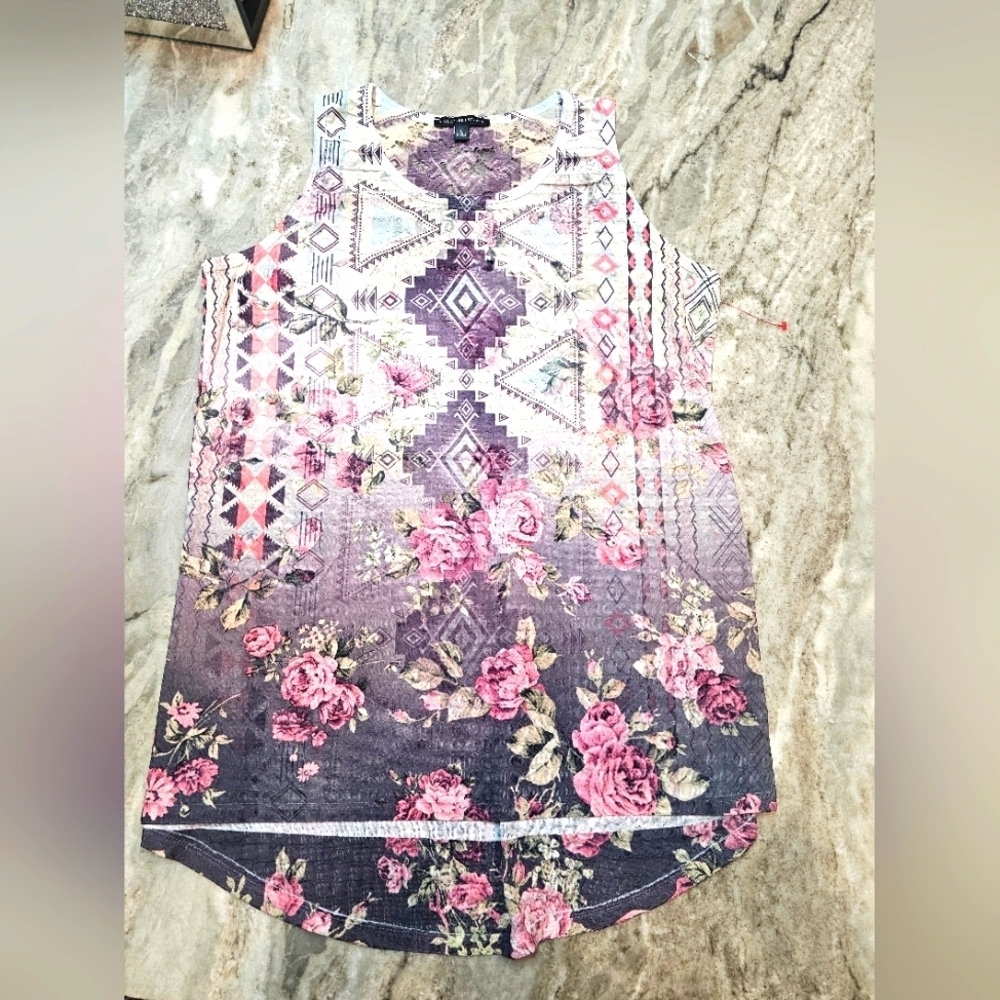 Signature Studio Boho Floral Tribal Tank Top Lace Back L Sleeveless